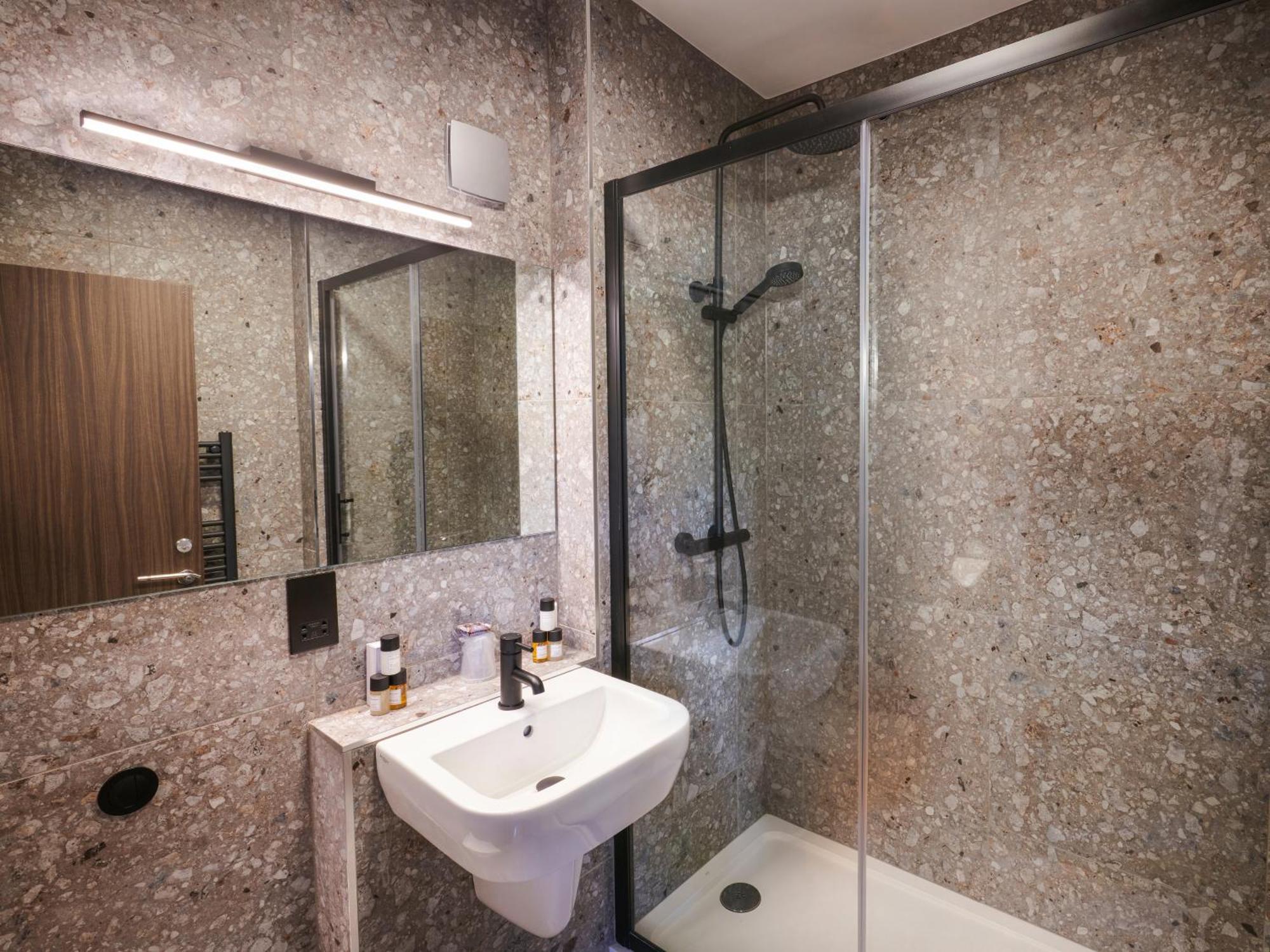 The Royal Toby Hotel Rochdale